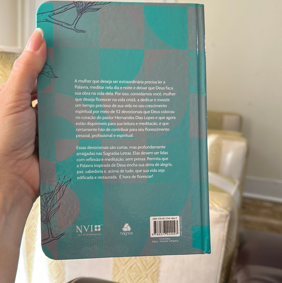 Bíblia mulher extraordinária: Com reflexões inspirativas de Hernandes Dias Lopes - Turquesa
